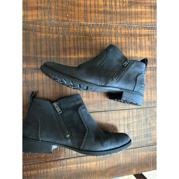 UGG Aureo black waterproof ankle boots booties 11 - Picture 2 of 9